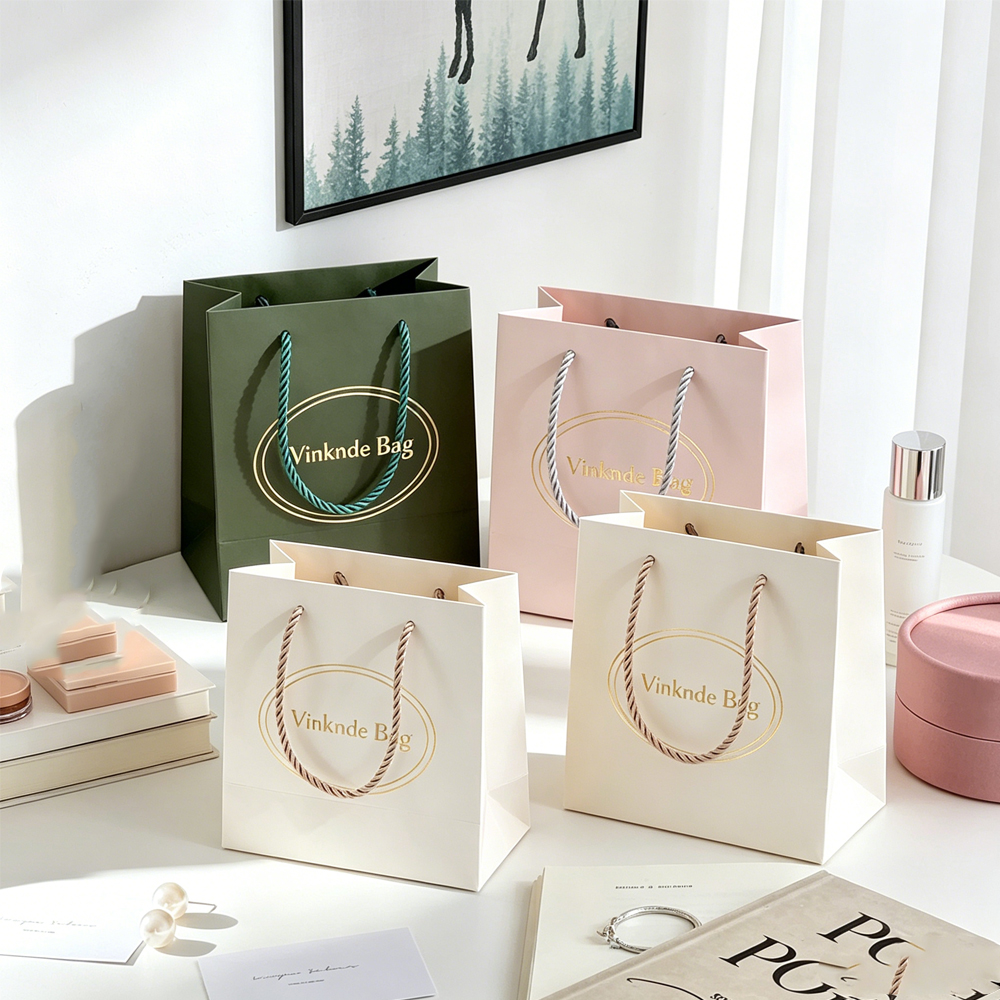 Personalized Logo 14x7x15cm Je - Luxury Watch Shop recension och pris